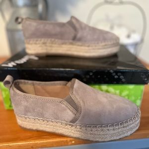 NIB Sam Edelman Carrin Espadrille Suede Sneaker in Putty - Size 5.5